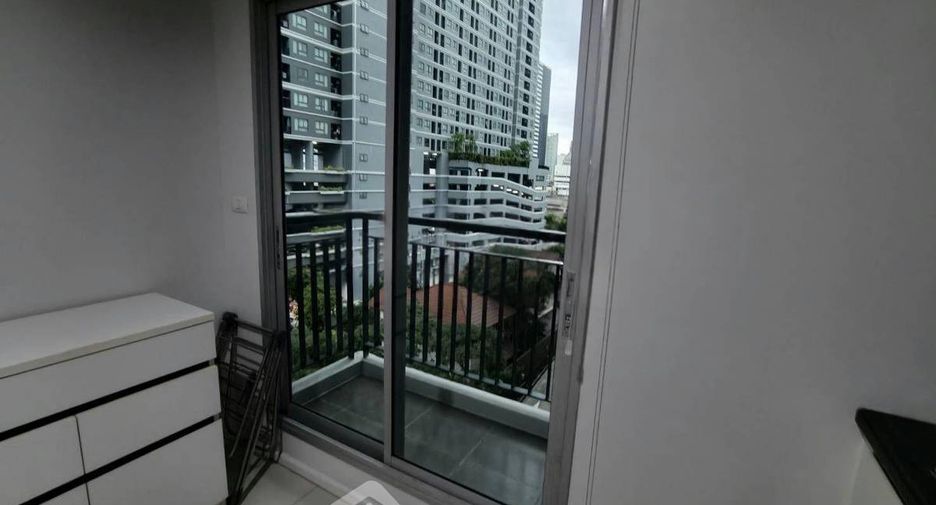 Wohnung zur Miete mit 2 Zimmer in Huai Khwang, Bangkok