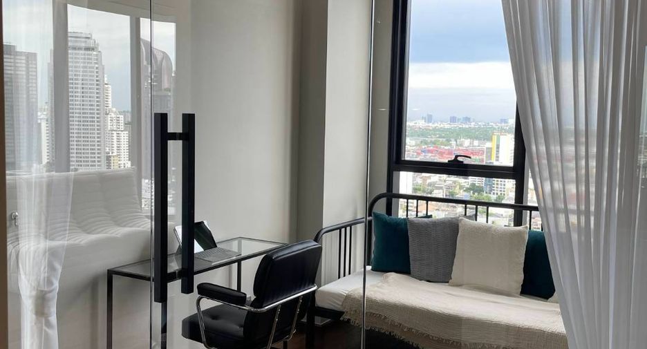 For rent 1 bed condo in Khlong Toei, Bangkok