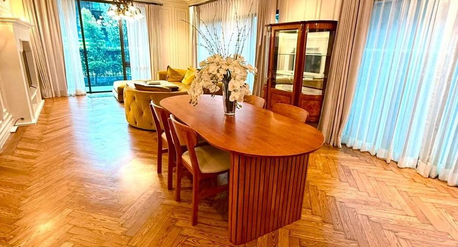 Casa en alquiler de 4 habitaciones en Bang Kapi, Bangkok