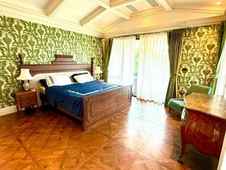For rent 4 bedrooms house in Bang Kapi, Bangkok