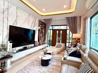 For rent 4 bedrooms house in Wang Thonglang, Bangkok
