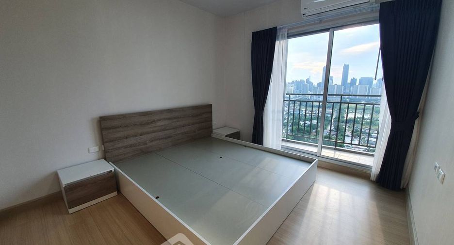 For rent 2 bedrooms condo in Huai Khwang, Bangkok