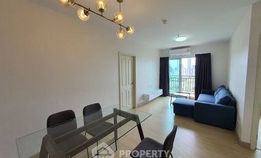 For rent 2 bedrooms condo in Huai Khwang, Bangkok
