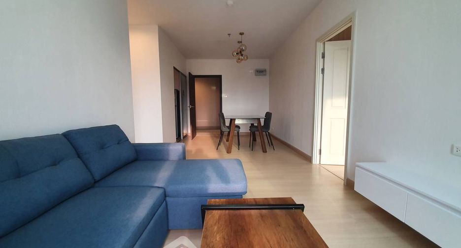 For rent 2 bedrooms condo in Huai Khwang, Bangkok