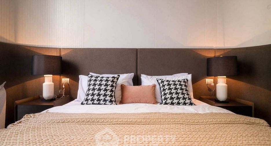 For rent 2 ベッドルーム condo in Khlong Toei, Bangkok