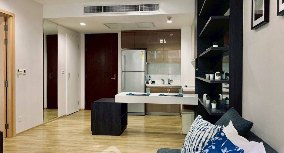 For rent 1 bed condo in Khlong Toei, Bangkok