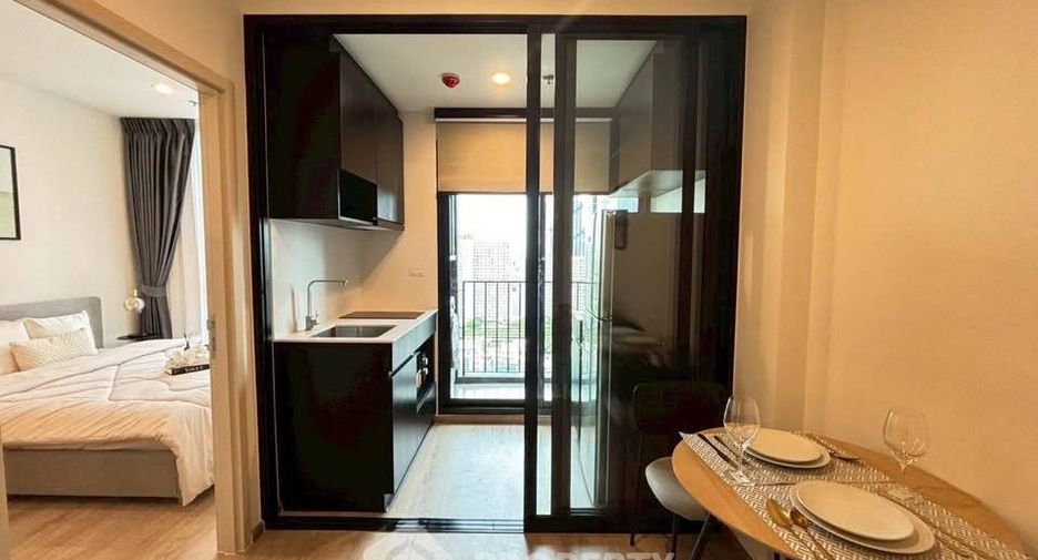 Wohnung zur Miete mit 1 Zimmer in Huai Khwang, Bangkok