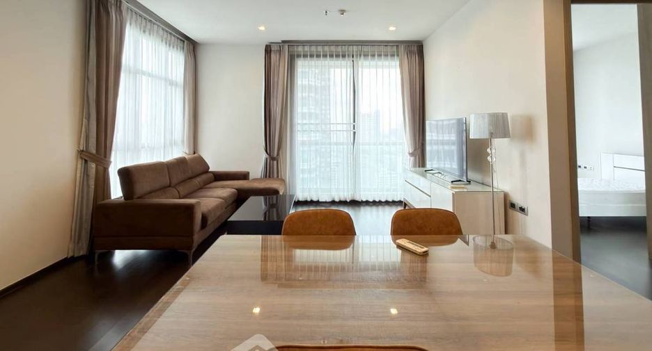 For rent 2 bedrooms condo in Khlong Toei, Bangkok
