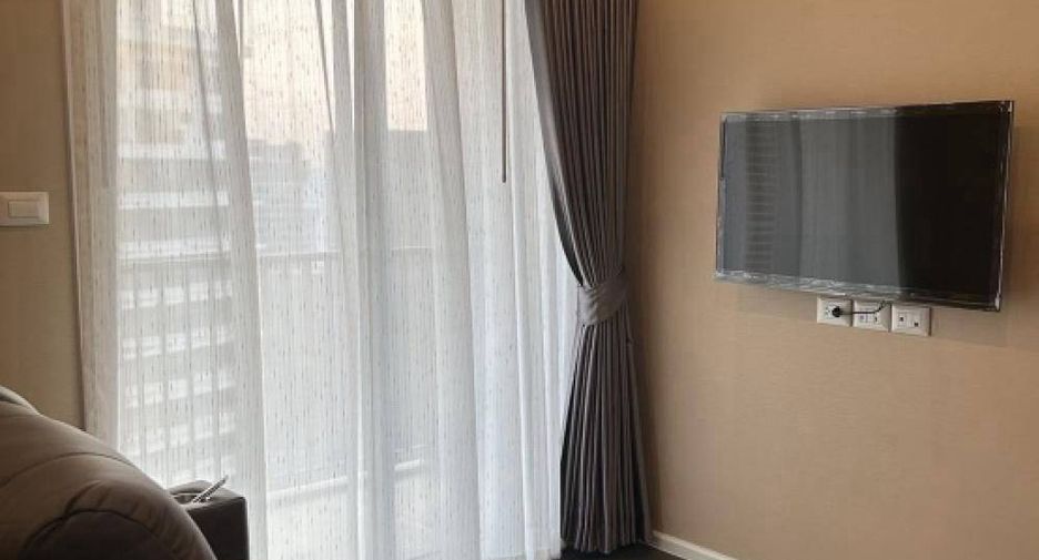 For rent 2 bedrooms condo in Chatuchak, Bangkok