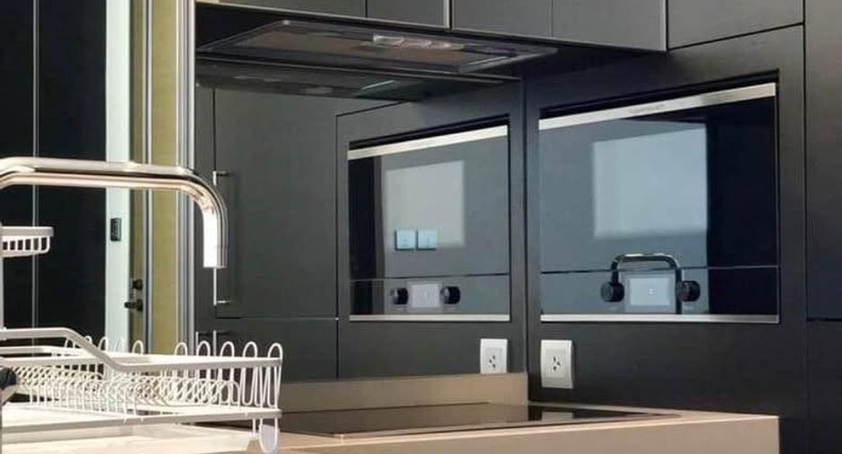For rent 2 bedrooms condo in Pathum Wan, Bangkok