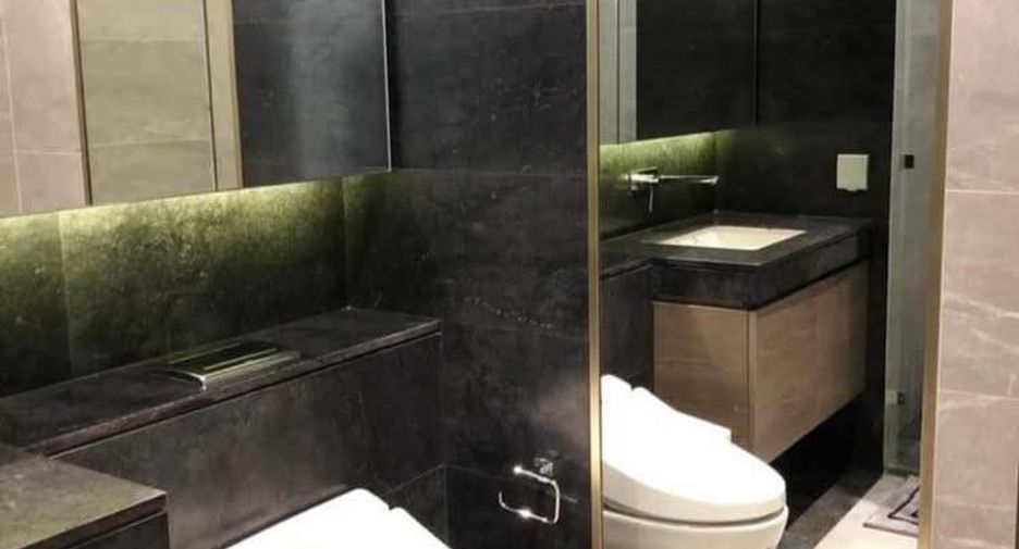 For rent 2 bedrooms condo in Pathum Wan, Bangkok