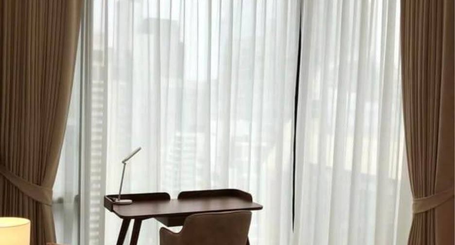 For rent 2 bedrooms condo in Pathum Wan, Bangkok