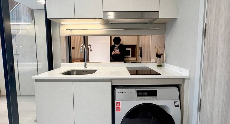 For rent 1 bed condo in Sathon, Bangkok