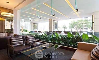 For rent 2 bedrooms condo in Pathum Wan, Bangkok