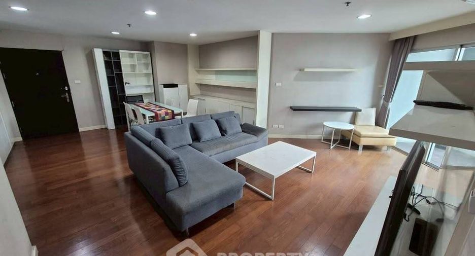 Wohnung zur Miete mit 3 Zimmer in Huai Khwang, Bangkok