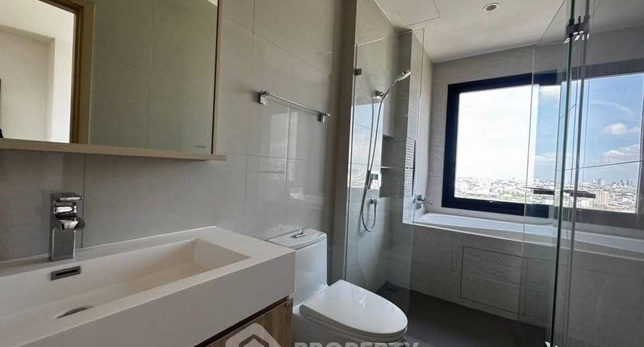 For rent 2 bedrooms condo in Watthana, Bangkok