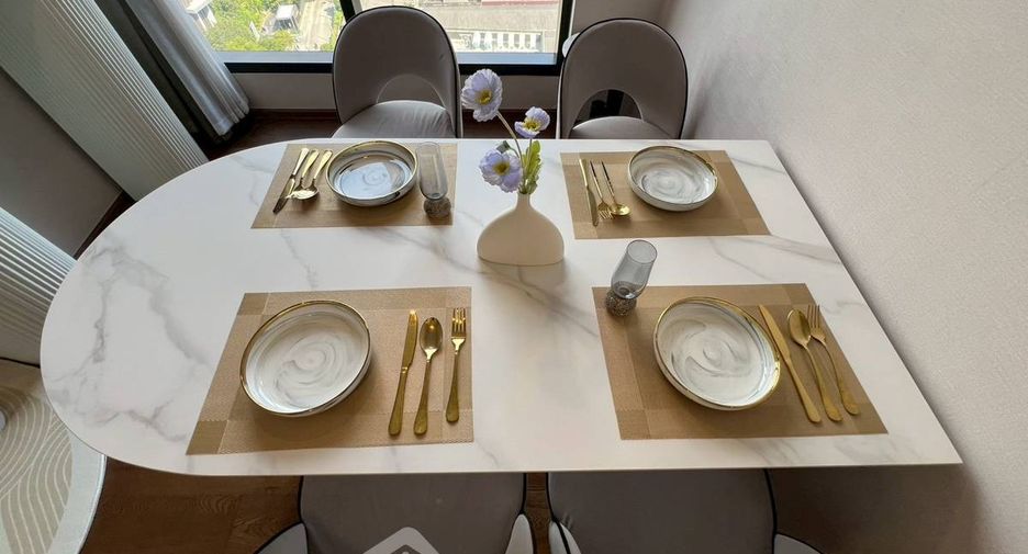 For rent 1 bed condo in Khlong Toei, Bangkok