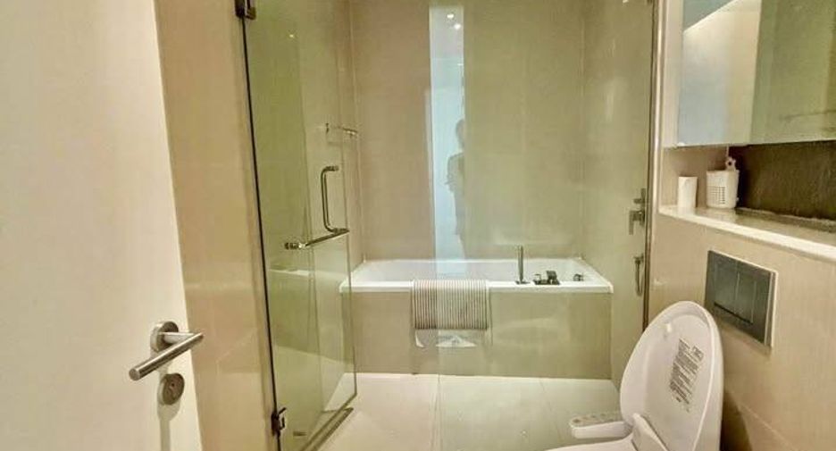 For rent 1 bed condo in Watthana, Bangkok