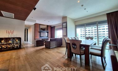 For rent 3 bedrooms condo in Khlong Toei, Bangkok