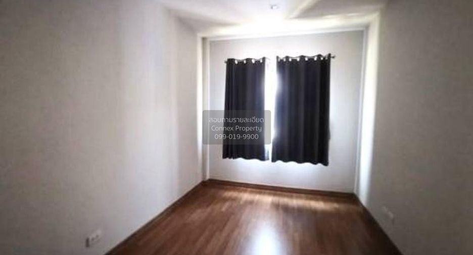Casa adosada en venta de 3 habitaciones en Nong Khaem, Bangkok