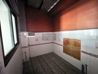 Casa adosada en venta de 3 habitaciones en Nong Khaem, Bangkok