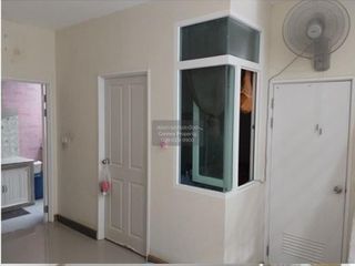 For sale 2 bedrooms townhouse in Mueang Samut Prakan, Samut Prakan