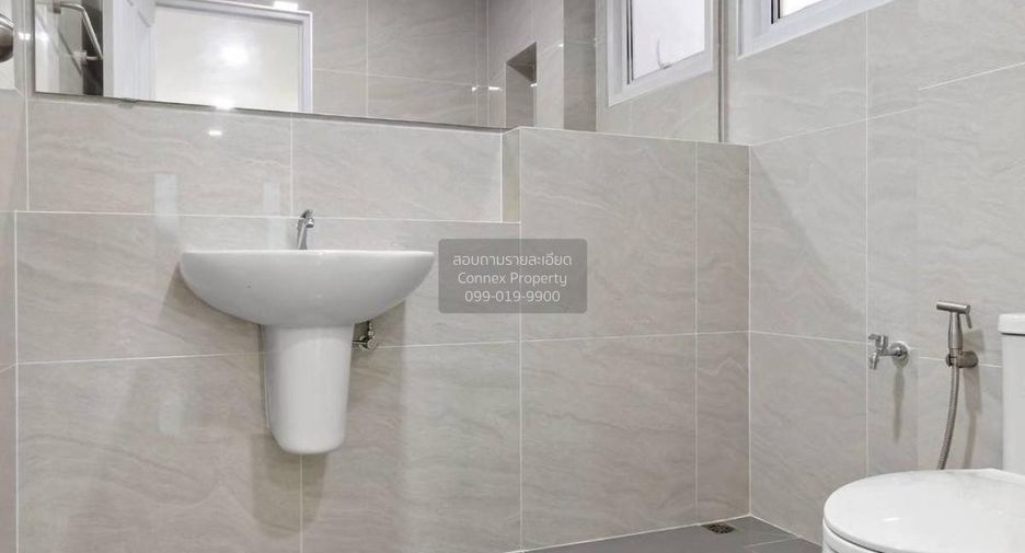 For sale 3 bedrooms house in Mueang Nonthaburi, Nonthaburi