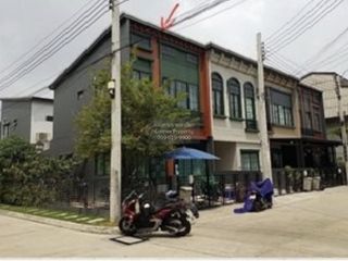 For sale 2 bedrooms townhouse in Bang Phli, Samut Prakan