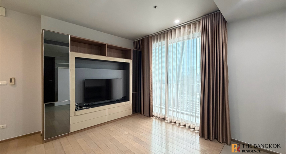 For rent 1 bed condo in Pathum Wan, Bangkok
