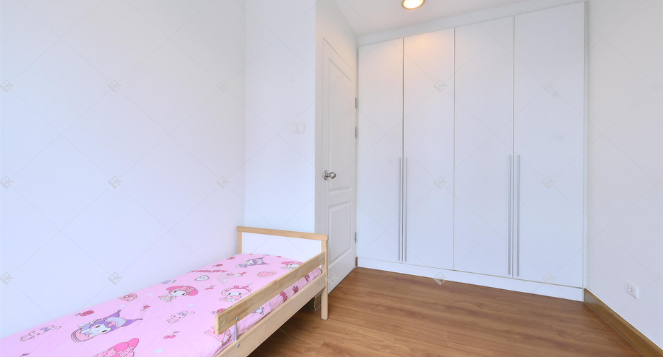 Condo en alquiler de 2 habitaciones en Huai Khwang, Bangkok