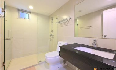 For rent 2 ベッドルーム condo in Huai Khwang, Bangkok
