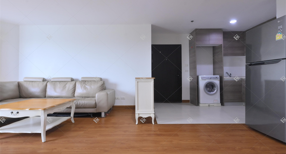 Condo en alquiler de 2 habitaciones en Huai Khwang, Bangkok