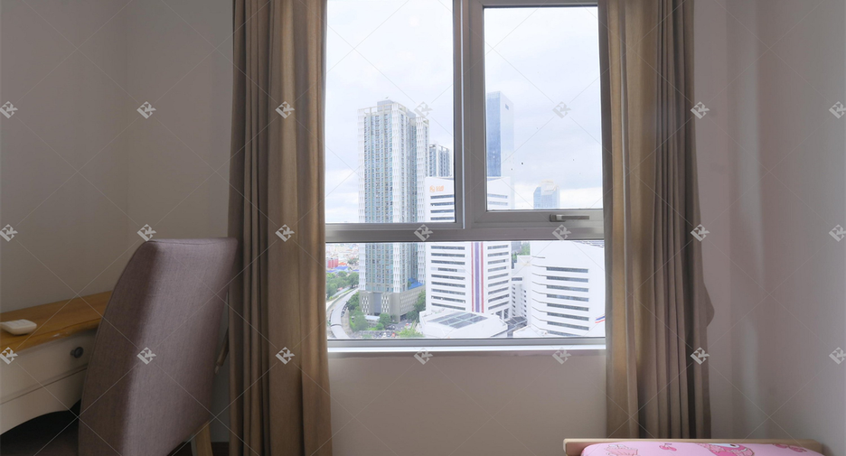 Condo en alquiler de 2 habitaciones en Huai Khwang, Bangkok