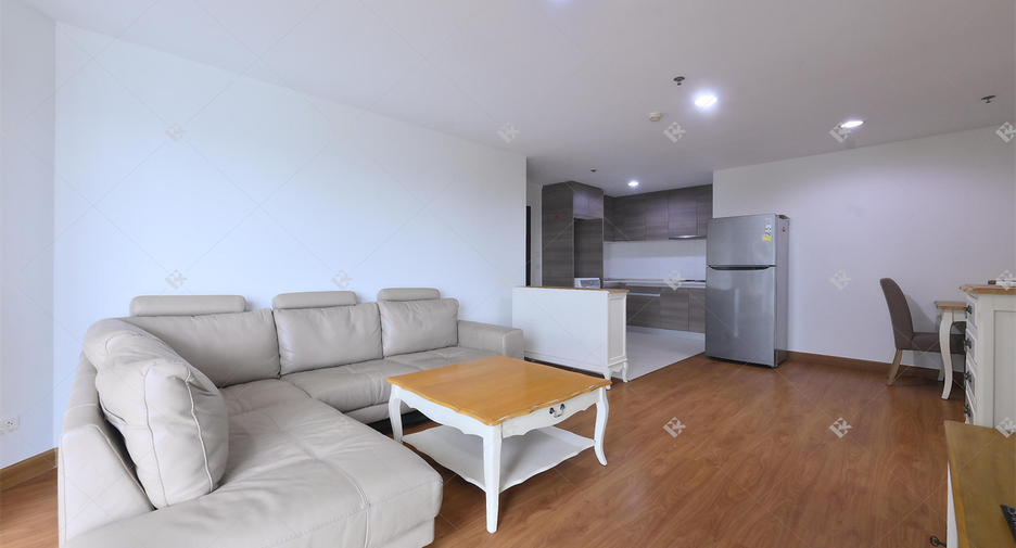 Condo en alquiler de 2 habitaciones en Huai Khwang, Bangkok