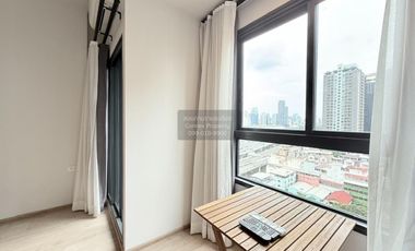 À louer 1 chambre condo à Huai Khwang, Bangkok