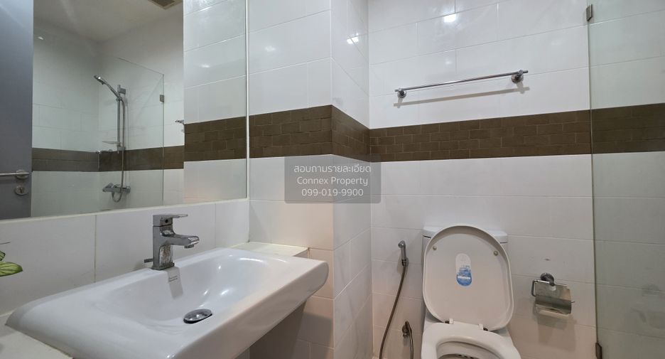 For rent 1 bed condo in Phra Khanong, Bangkok