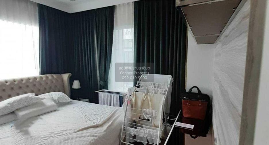 For rent 2 bedrooms condo in Ratchathewi, Bangkok