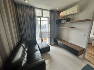 For rent 2 bedrooms condo in Ratchathewi, Bangkok