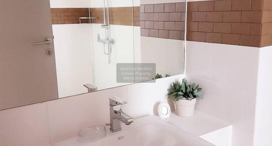 For rent 1 bed condo in Phra Khanong, Bangkok