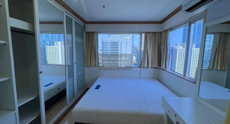 For rent 3 ベッドルーム condo in Sathon, Bangkok