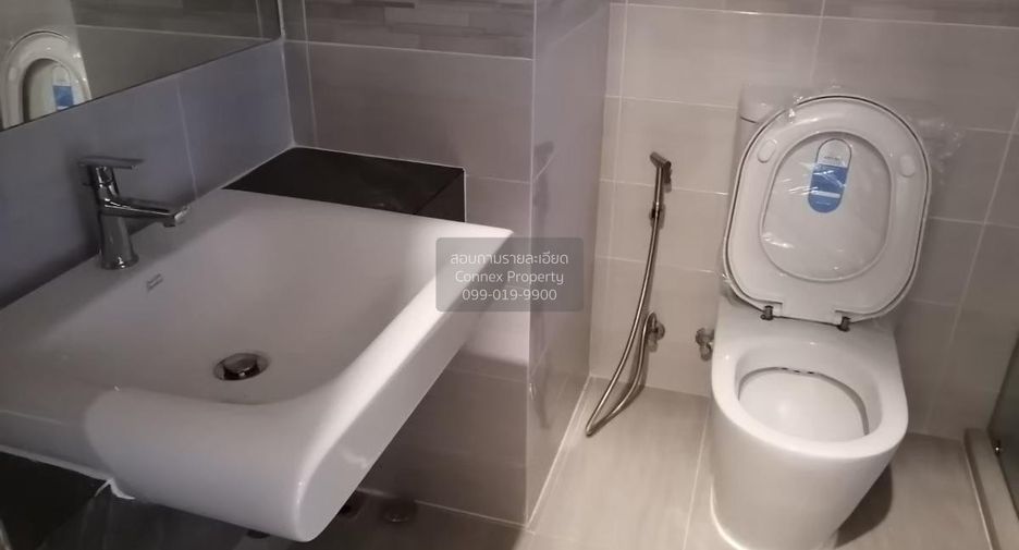 For rent 1 bed condo in Phra Khanong, Bangkok