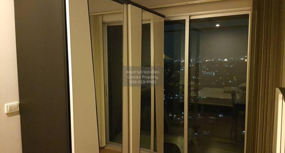 For rent 2 bedrooms condo in Khlong San, Bangkok