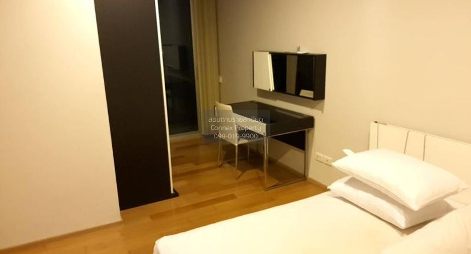 For rent 2 bedrooms condo in Khlong San, Bangkok