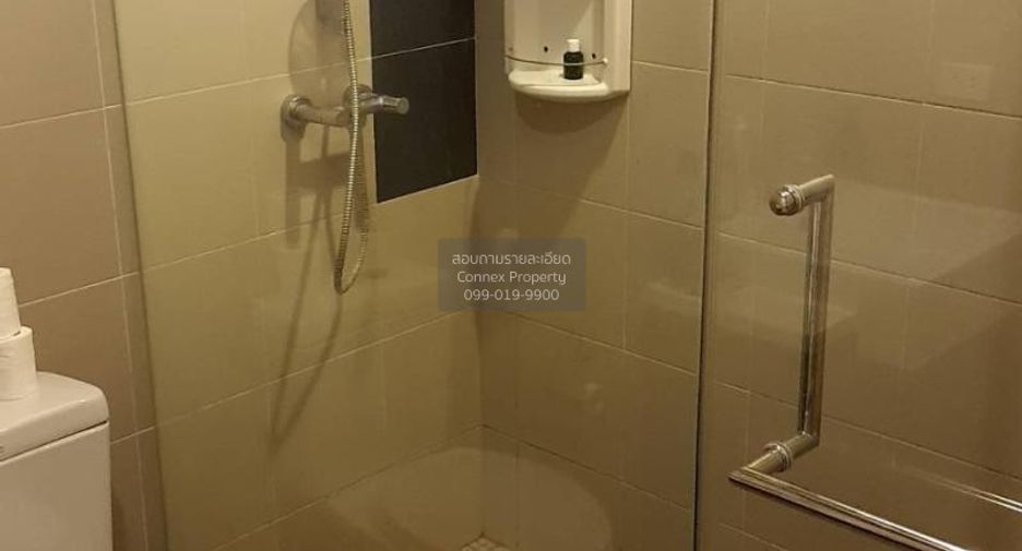 For rent 2 bedrooms condo in Khlong San, Bangkok
