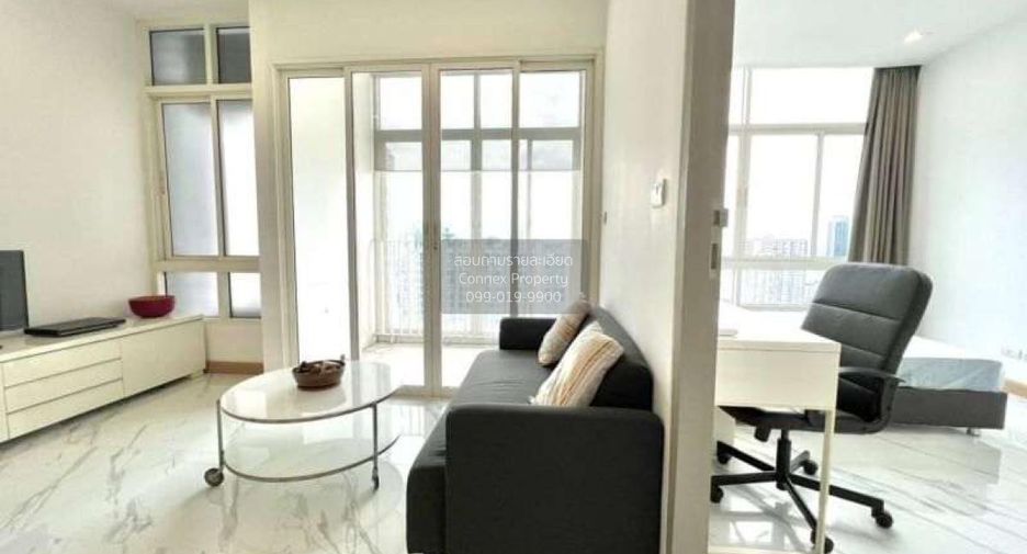 For rent 1 bed condo in Phra Khanong, Bangkok