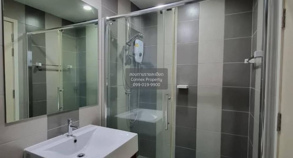For rent 2 bedrooms condo in Thon Buri, Bangkok