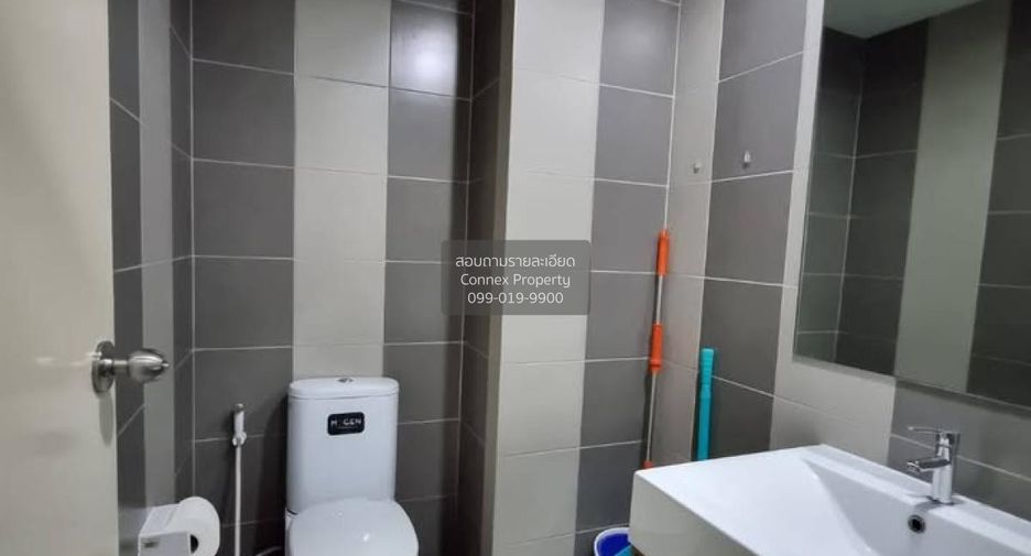 For rent 2 bedrooms condo in Thon Buri, Bangkok