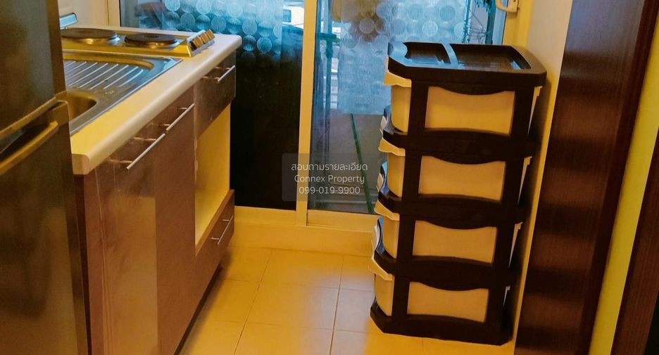 Wohnung zur Miete mit 1 Zimmer in Huai Khwang, Bangkok