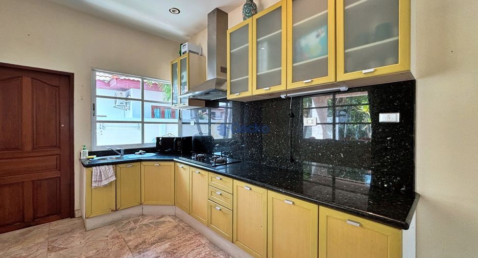 For rent 3 ベッドルーム house in Bang Lamung, Chonburi