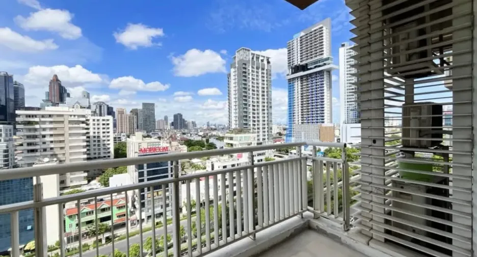 For rent 2 ベッドルーム condo in Sathon, Bangkok